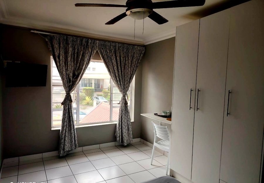  Bedroom Property for Sale in Quigney Eastern Cape